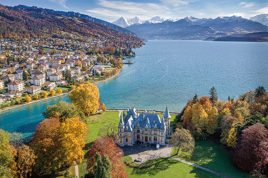 SCHLOSS SCHADAU MIT KIRCHE SCHERZLIGEN