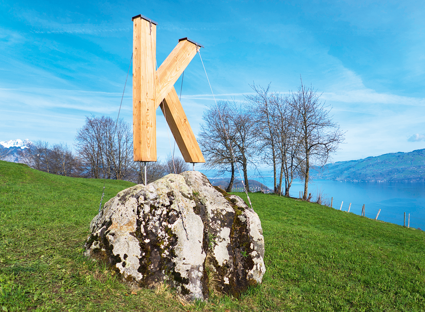 SKULPTURENWEG / SCULPTURE TRAIL