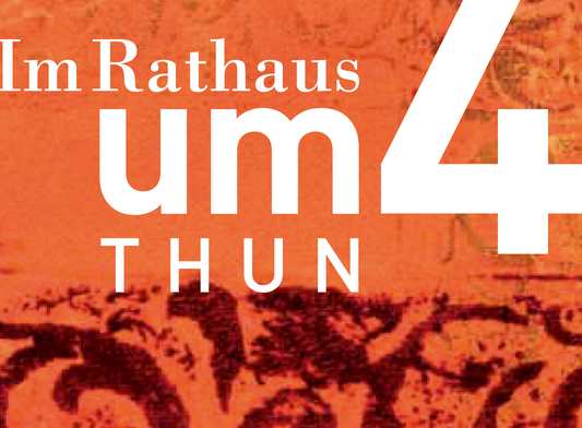 IM RATHAUS UM 4