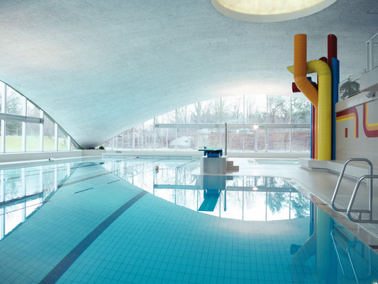SPORTZENTRUM HEIMBERG / SPORTS CENTRE