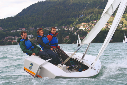 SEGELSCHULE THUNERSEE / SAILING SCHOOL