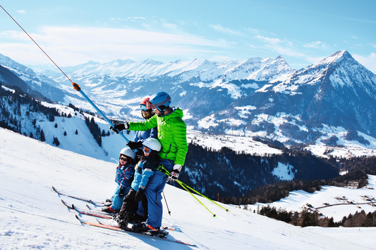 SKI, SNOWBOARD
